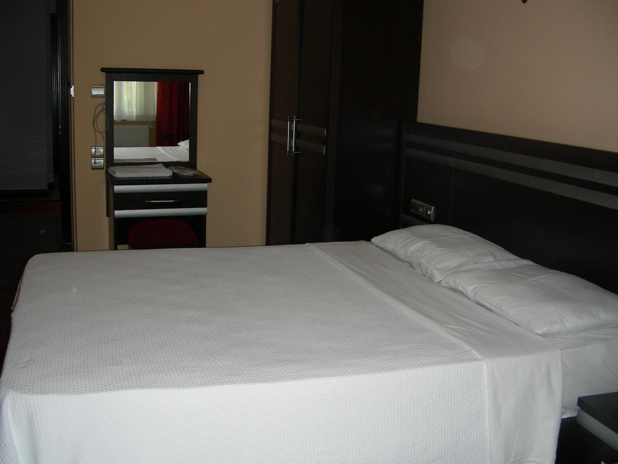 Cihan Hotel Hopa Habitación foto